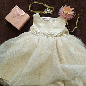 Baby girl party dress With headbands 12 months.